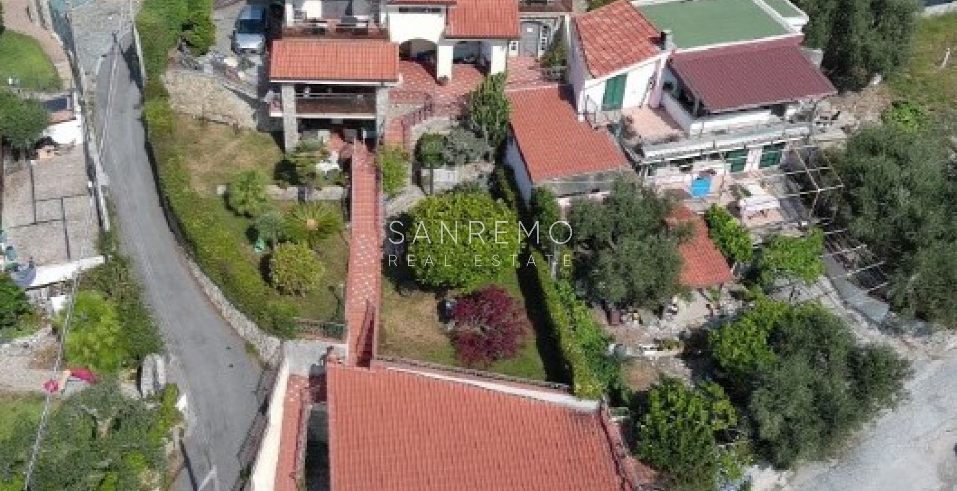 Bellissima villa con vista mozzafiato sul mare e sul porto della città