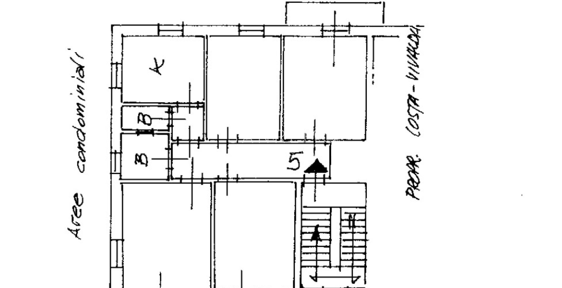 Ampio appartamento da ristrutturare all'interno di palazzo d'epoca